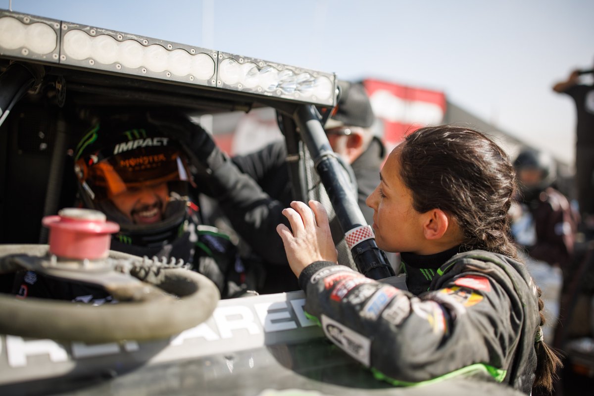 KingoftheHammer's tweet photo. STORIES FROM #KOH2023:

Brother &amp; sister Wayland Campbell &amp; Bailey Campbell had a rough road leading up to KOH, w/ both of their cars suffering from engine failure. In a car loaned from @LeviShirley, they starting dead last of 104 vehicles &amp; finished 20th overall! https://t.co/02WkCdIT0e