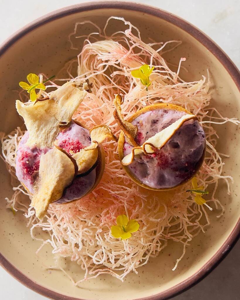 Ready for Valentines 💘 out Love nest dessert.