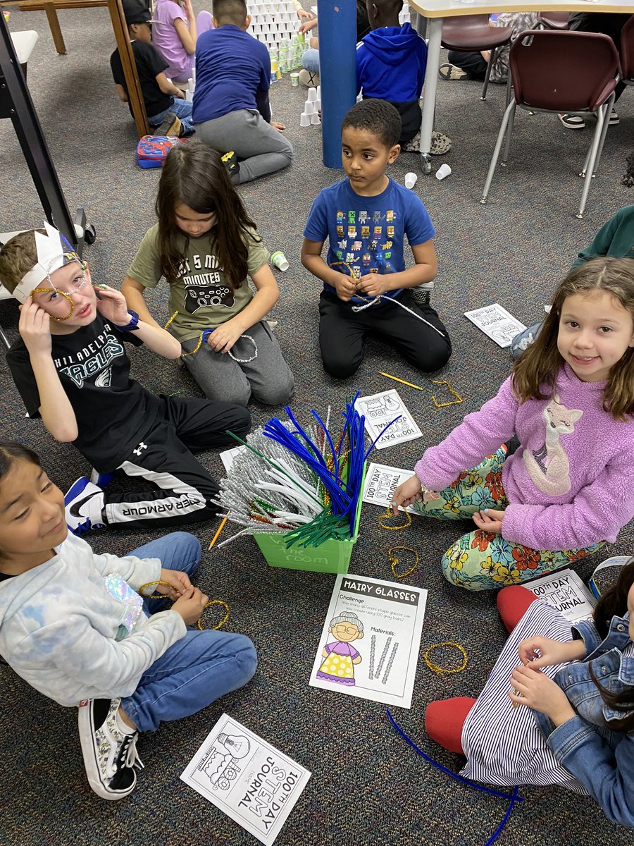 leenbright's tweet photo. These smart cookies had a stemtastic 100th day! https://t.co/T3uGHuOeBv