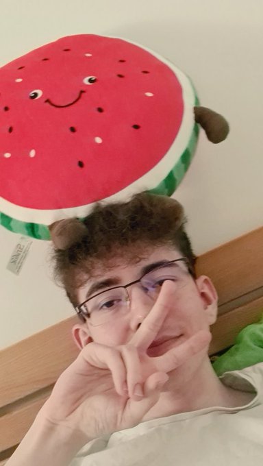 It's melon time ? https://t.co/h5SNjirH9Z