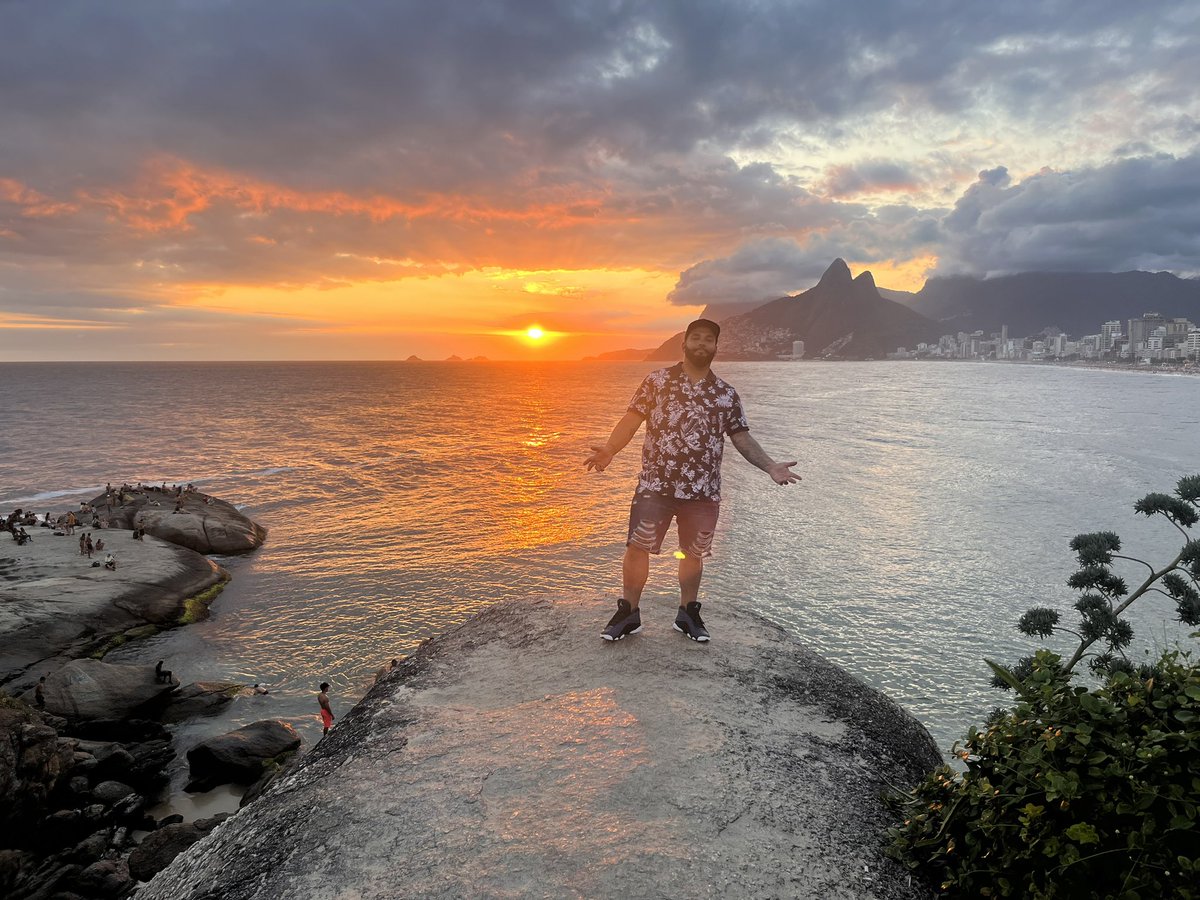 Anthony14808437's tweet photo. #RiodeJaneiro #CityofGods https://t.co/wvzQceh4Vh