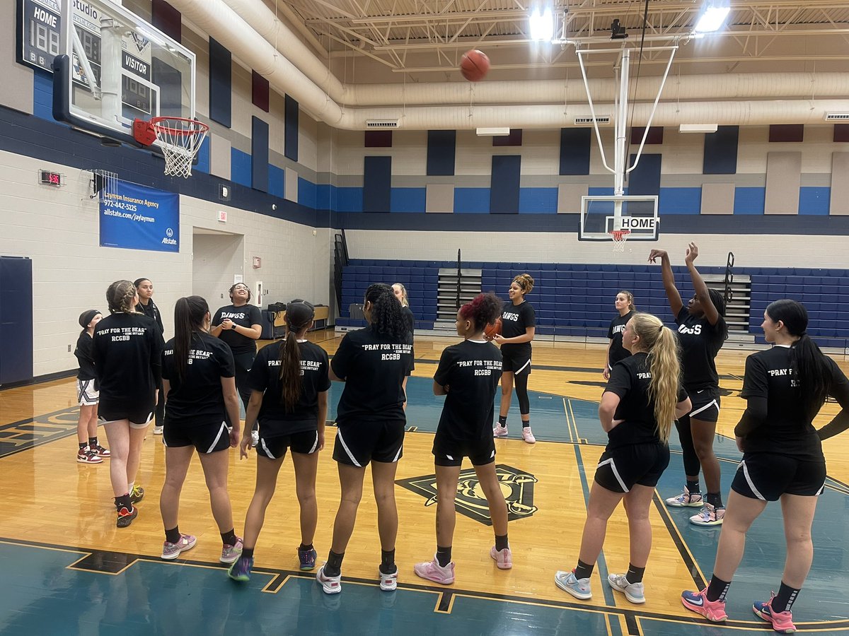 Let’s go Dawgs!  <a href="/RoyseCityGBB/">Royse City Girls Basketball</a> warming up! Come out to show support for the Bulldogs tonight as they prepare to taken on Rowlett Eagles at Wylie East HS @ 6:30 pm!