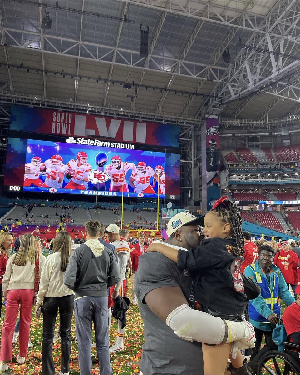 Morning Huddle: | Arrowhead Guys