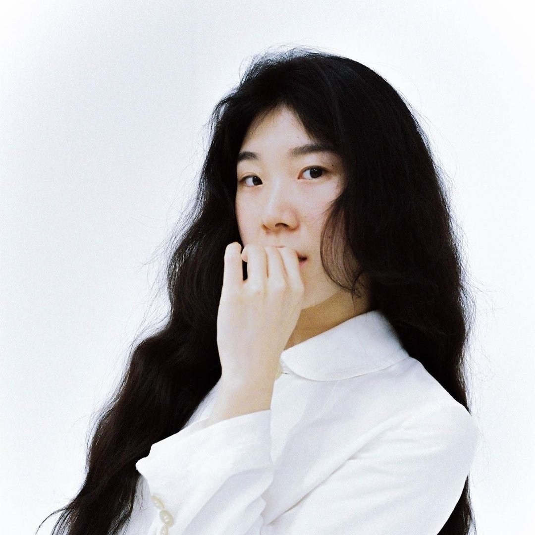 portalkhiphop's tweet photo. SOGUMM anuncia o fim de seu contrato com a AOMG após 3 anos. 

A artista lançará amanhã (14) seu single [사랑해 (Love U)], última faixa de Sogumm lançada com a label. https://t.co/yNOsDgptrH