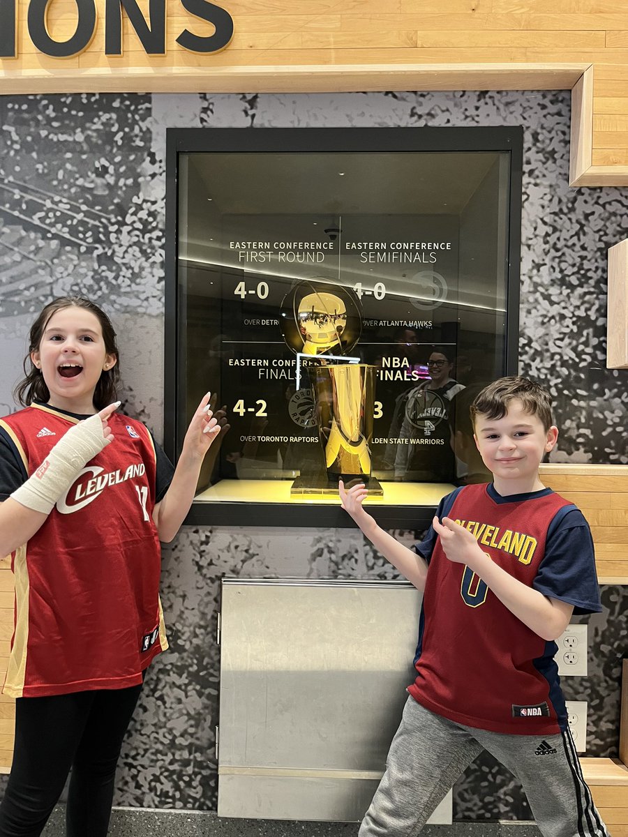 Stizipe's tweet photo. @cavs First Cavs Game! #LetEmKnow https://t.co/NrBMpTnNct