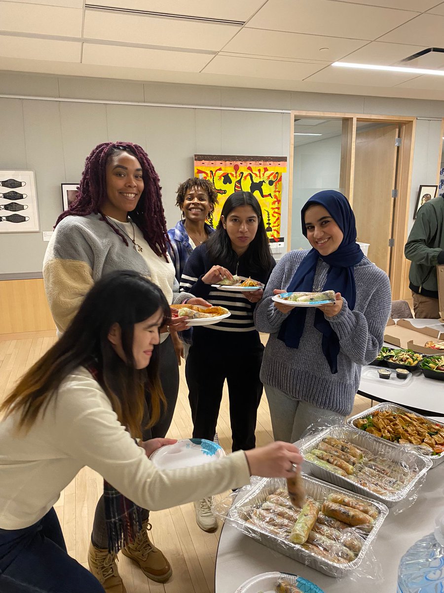 An exciting Alumni Meet the current Fellows event, just moments after our Saturday Institute weekend session! There was amazing food (Donated by @phohoarestaurant) as well as an active scavenger hunt around Boston!