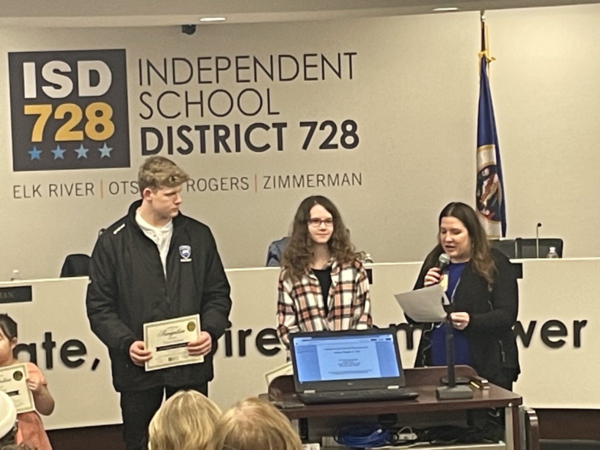troyanderson89's tweet photo. Our ⁦@ISD728⁩ online learners recognized for their amazing accomplishments. ⁦@728online⁩ ⁦@karirock4⁩ ⁦@WCampbell728⁩ ⁦@LitAddict_Meg⁩ https://t.co/ElfJm570gl