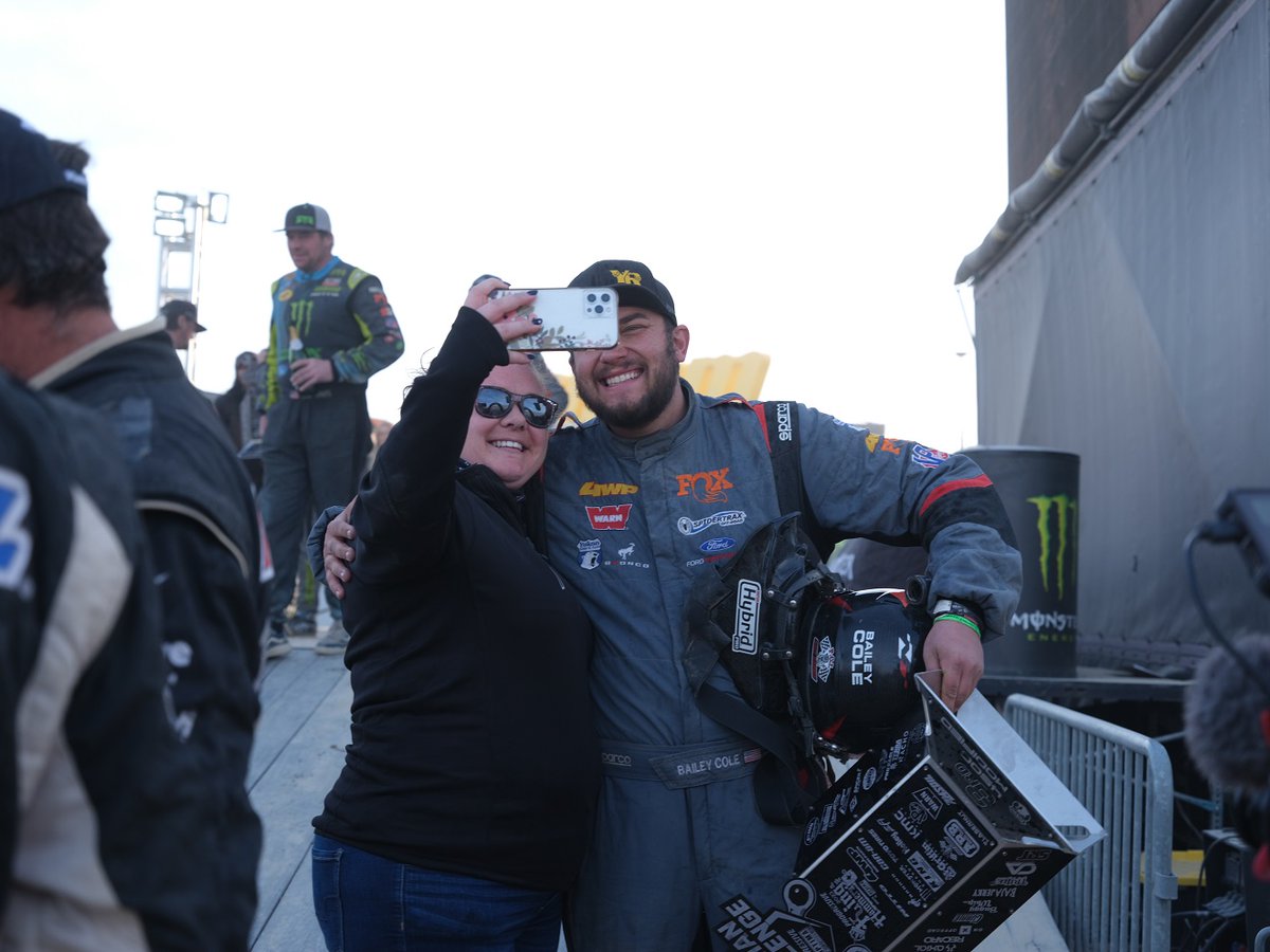 YukonGearAxle's tweet photo. Giving you two ways for your King of Hammers fix. Re-live the past week with us and our athletes on our Instagram highlights or visit our official King of Hammers landing page here: 
https://t.co/UoNxqU187U

#yukongearandaxle #kingofthehammers #koh2023 https://t.co/jJVME1NwLN