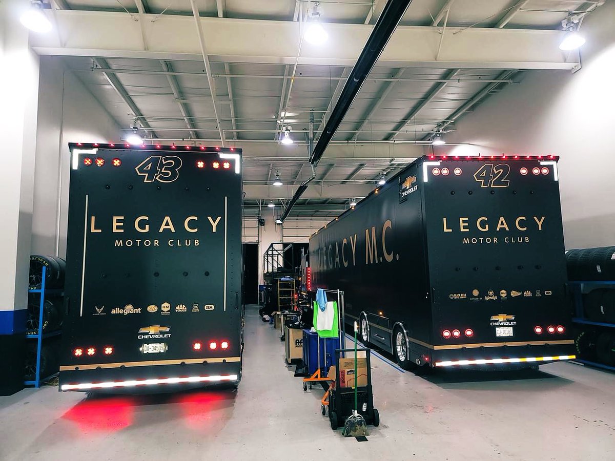 ACPollak's tweet photo. The #42 @Wendys @LegacyMotorclub @TeamChevy is loaded and off to @DAYTONA. #ShowtimeGoTime https://t.co/TmrIAkoD95