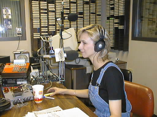 HeidiHarrisShow's tweet photo. I started on talk radio on #KDWN in 1998. For FREE, in the middle of the night. (I was worth every dime.) I hear they're goin' dark (at least the 720 AM side) on March 1. Best radio signal in town. Wow. Crazy. End of an era, I guess. (First night on air pics) https://t.co/fW15Q3fJJi