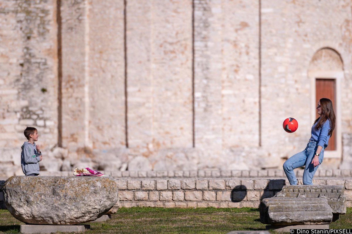 PIXSELL's tweet photo. Dobro jutro / Good Morning / Guten Morgen 🌞

📸 Dino Stanin/PIXSELL
#goodmorning #morning #caosvima #jutro #dobrojutro #Travel  #PHOTOS #photography #photoofthedays #sun #zadar #sunce #igra #childrenplay https://t.co/zifjRDBSbI