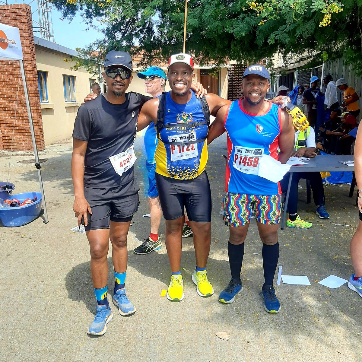 zamalekhula's tweet photo. We Still On Recovery Mode… This Weekend We Doing Sub2 On 21km #RoadTo @2OceansMarathon & @ComradesRace Next It’s #ReitzMarathon n #SurrenderHill @KosmosOfficial Lastly It’s #SwassapUltra #RunningWithTumiSole #IPaintedMyRun #90dayswithoutsugar #running #FetchYourBody2023 https://t.co/sFxpmtF3zM