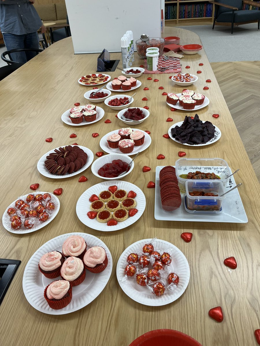mq_dha's tweet photo. We welcomed staff, ECRs, HDRs &amp; Faculty Exec colleagues back for the new academic year today. Best way to celebrate #ValentinesDay2023: a ‘Passion for the Past Party’! ♥️📜🏛️

It’s going to be an awesome year for #ModernHistory, #AncientHistory &amp; #Archaeology @Macquarie_Uni 💖🫧 https://t.co/EFedZWEfUa