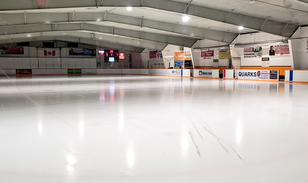 drMediaPro's tweet image. Game 14 of 2023. #CrossBees 🐝