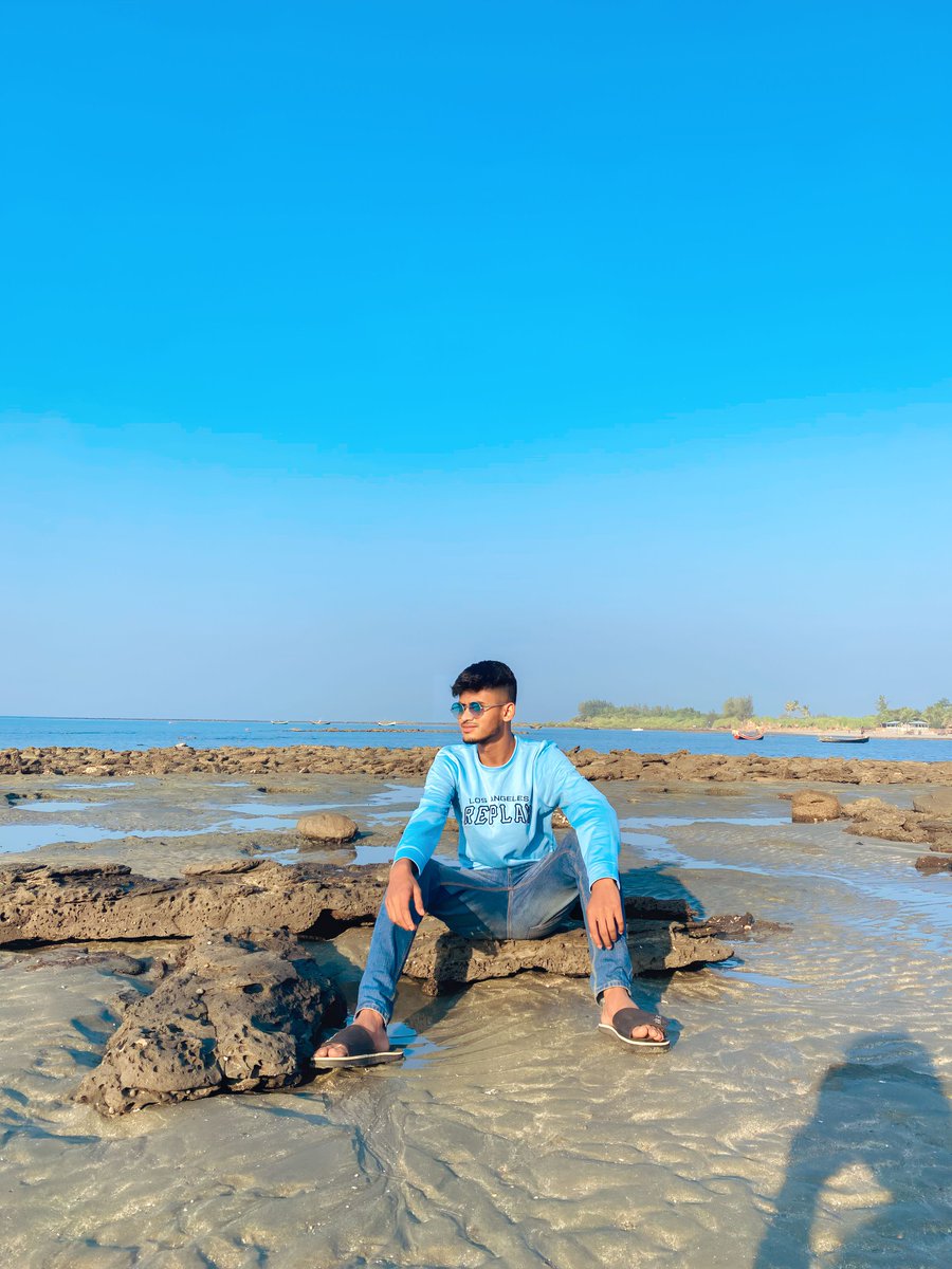badhanazaz's tweet photo. https://t.co/6fWmvWquQv