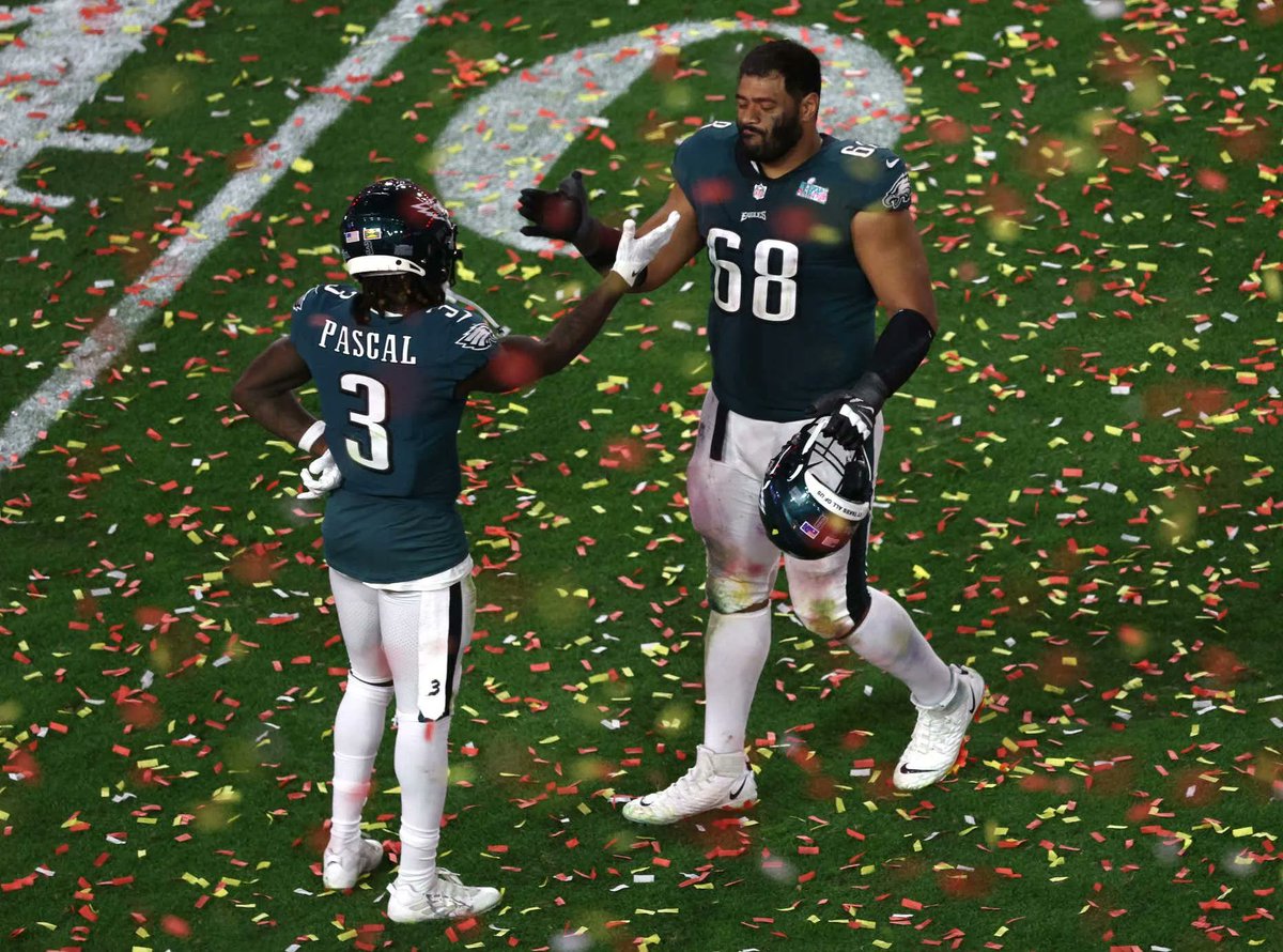 barstoolsports's tweet photo. The City of Philadelphia Sets New World Record, Loses Three Straight Championship Games In 99 Days https://t.co/58Lcasw5wK https://t.co/YunaHH1bs4