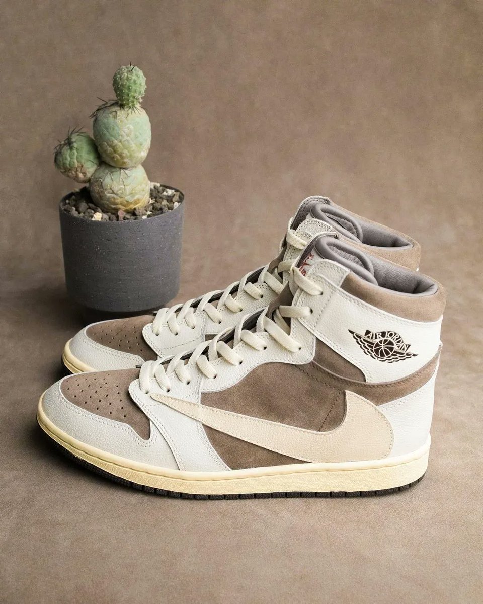 専用Travis Scott Jordan 1 Reverse Mocha Buy Travis Scott x Air Jordan 1 Retro Low OG 'Reverse Mocha