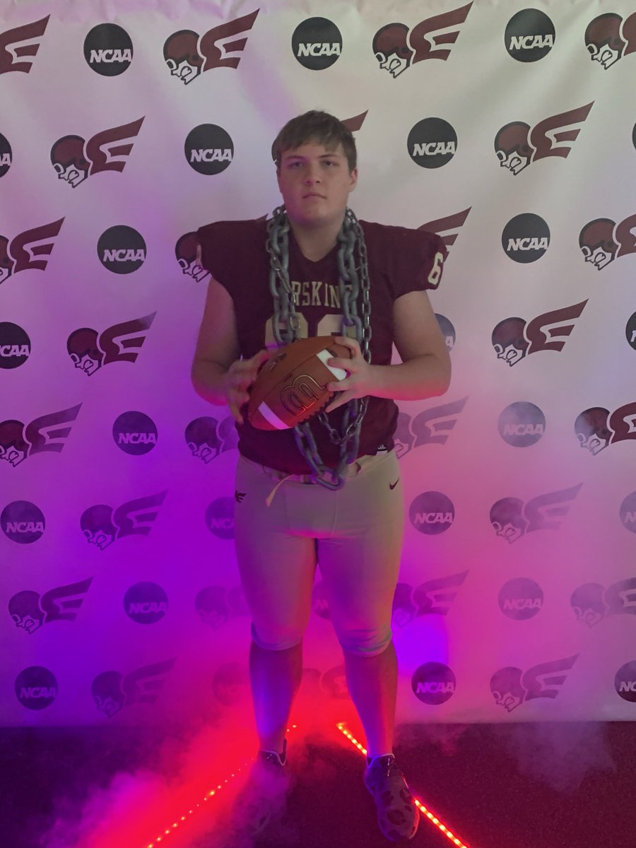 Blessed to receive an offer from Erskine College to continue my academic and football career. <a href="/FleetFB/">Erskine Football</a> <a href="/CoachJCody/">John Cody</a> @shapboyd