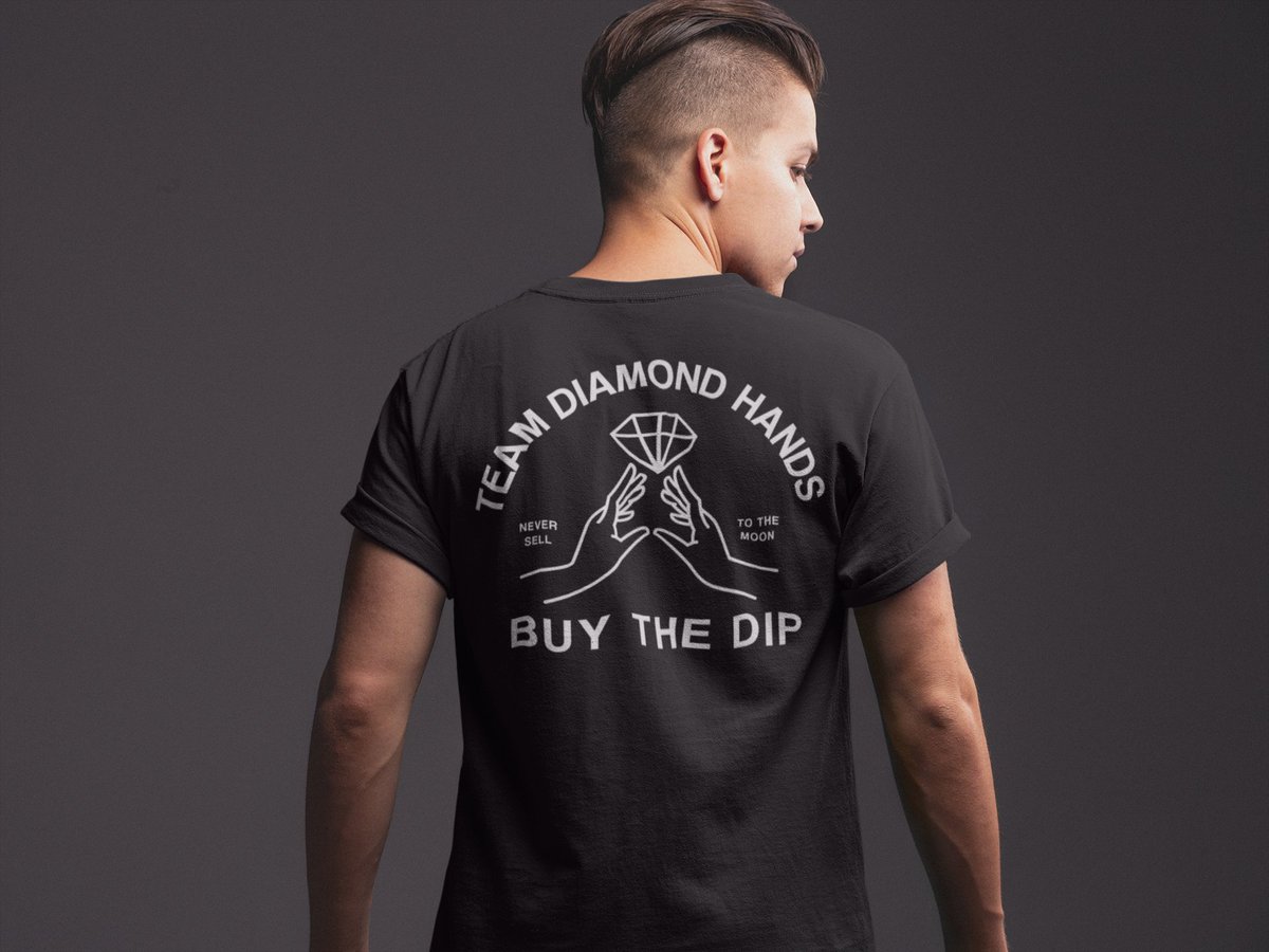 threadverse_'s tweet photo. Roses are nice, but Diamond Hands are forever!

Link in bio!

#valentine #vday #NFT #crypto #bayc #blockchain #DiamondHands https://t.co/kspOCS2IHg