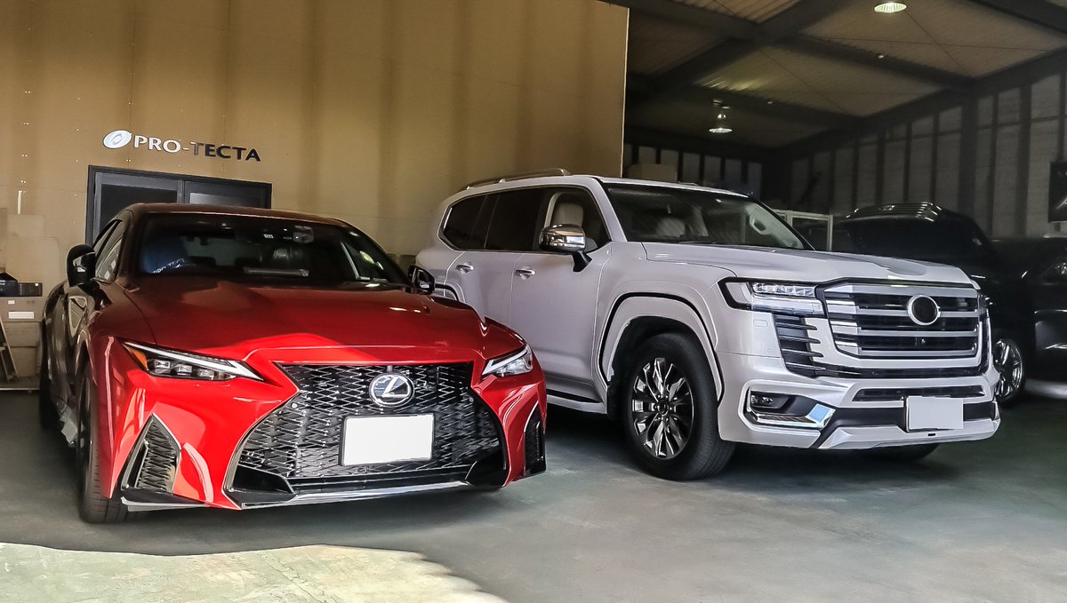 Raptor_F_22_'s tweet photo. IS500"F SPORT Performance First Edition"
ラディアントレッドコントラストレイヤリング、めちゃくちゃキレイな色です。
オーナーさん、勝手にコラボすみません。 https://t.co/589OFYnP0O