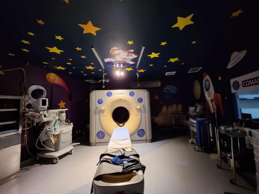 AmePujol1's tweet photo. Lo hermoso que está el hospital que elegí para hacer la resiiii 🤩🥺🚀🚀 https://t.co/TyCqJYYco6
