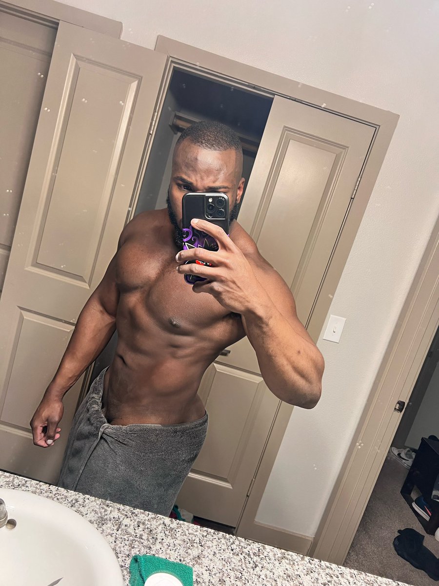 KvngCheba's tweet photo. Grounded in my spirit 
Rooted in my energy.
Aligning with my home frequency 🖤 https://t.co/uVxWx2oFUu