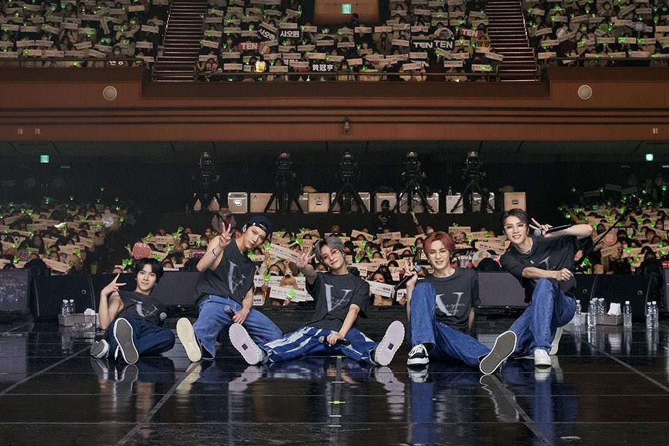 SMTrueThailand's tweet photo. 💚 WayV เริ่มต้น 2023 WayV Fanmeeting Tour อย่างประสบความสำเร็จที่ประเทศเกาหลีใต้!

https://t.co/SttZyVYwu9

#WayV_FanmeetingTour
#WayV_Phantom
#WayV_Phantom_in_SEOUL
#WayV #WeishenV https://t.co/GxMhchKLwC