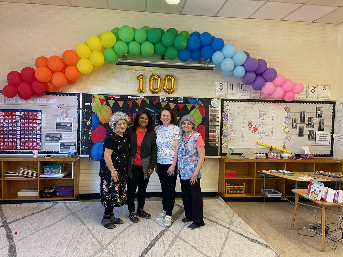 Celebrating 100 days of school <a href="/StLawrenceTCDSB/">@StLawrenceCSTCDSB</a> @TCDSB_PAguiar