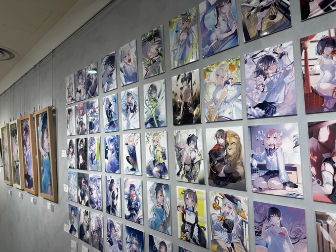 美和野らぐイラスト展へ絵文字をモチーフに制作されたこの作品数、すごい熱量でどれも素敵でした自分も制作がんばるぞ〜  