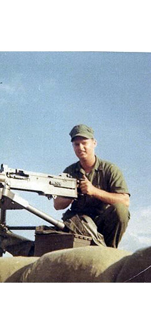 44MagnumBlue1's tweet photo. United States Marine Corps Sergeant Wayne John Spare was killed in action on February 13, 1968 in Quang Nam Province, South Vietnam. For his extraordinary heroism and bravery that day, Wayne was awarded the Silver Star. He was 20 years old. Selfless Warrior. Leader. Hero.🇺🇸 https://t.co/XKqLsYVhSJ