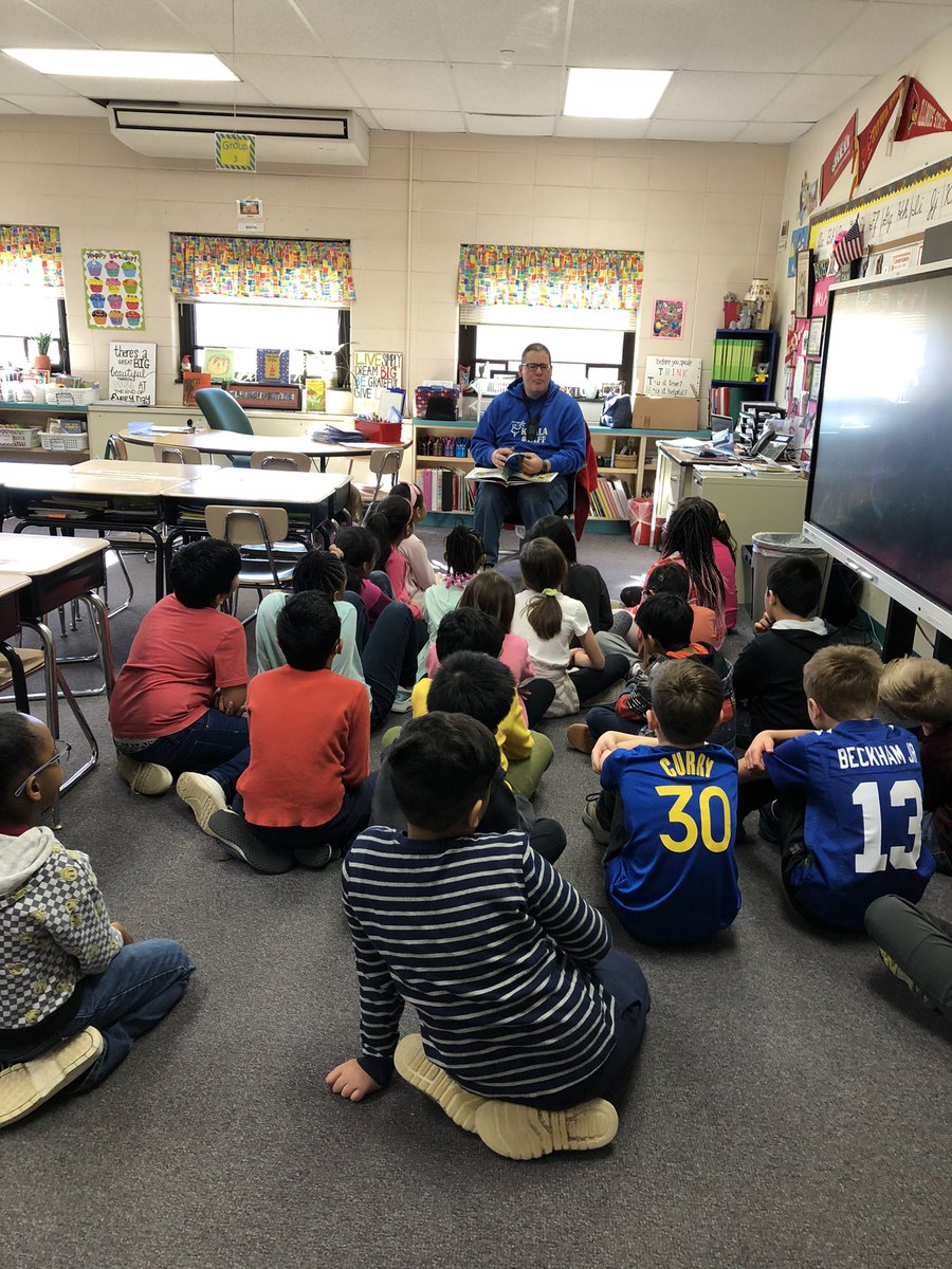 Robin Halicki (@robinhalicki) on Twitter photo Thank you <a href="/CarlosGAzcoitia/">Carlos Azcoitia</a> for reading to 3H. You’ve definitely given us something to think about! We will now write our opinion papers and let you know if we want to go to school more than 5 days a week.<a href="/CowlishawKoalas/">Cowlishaw Elementary School</a> Thank you <a href="/CarlosGAzcoitia/">Carlos Azcoitia</a> for reading to 3H. You’ve definitely given us something to think about! We will now write our opinion papers and let you know if we want to go to school more than 5 days a week.<a href="/CowlishawKoalas/">Cowlishaw Elementary School</a>