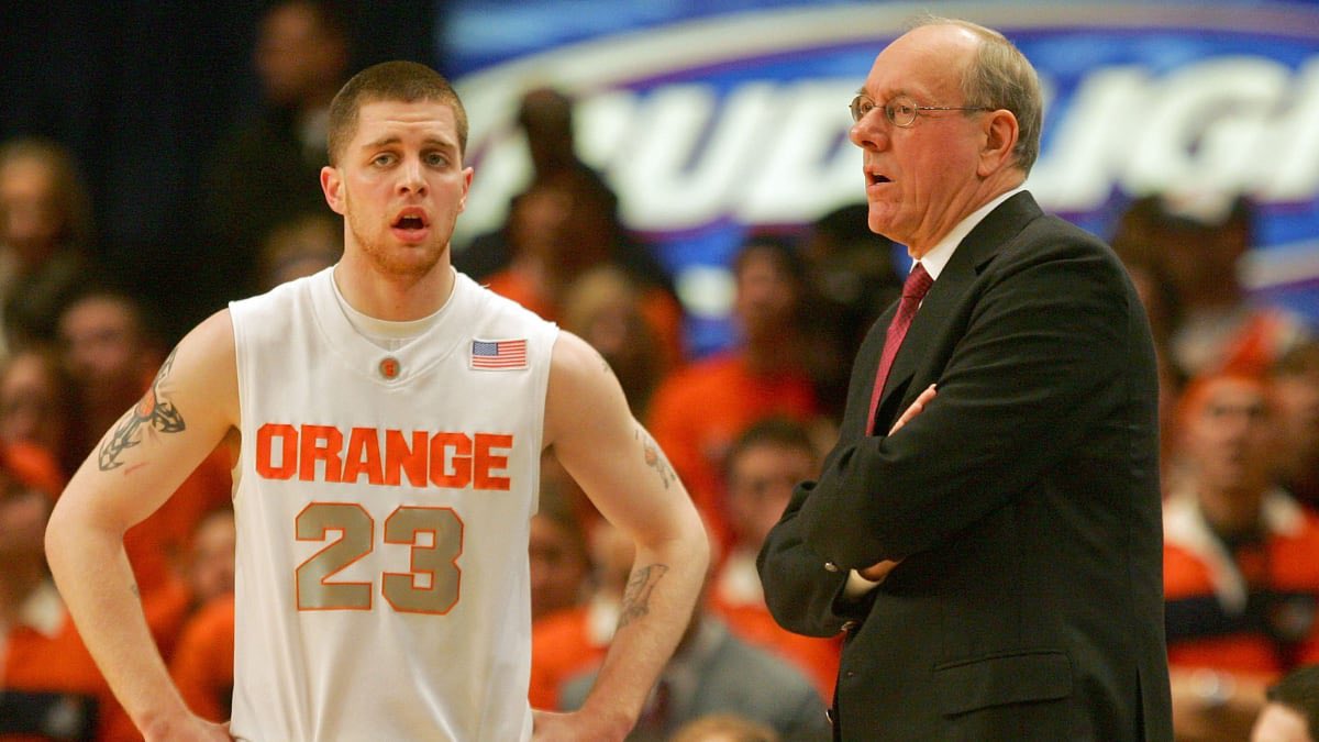 I get the chance to sit down with Syracuse legend Eric Devendorf this Wednesday to talk his career and Syracuse basketball! Reply to this tweet with any questions you have for Eric that you want to be answered, and get a shoutout in the podcast as well! @ED23HOOPS @LoudHouseFS https://t.co/H3odRgeMaU
