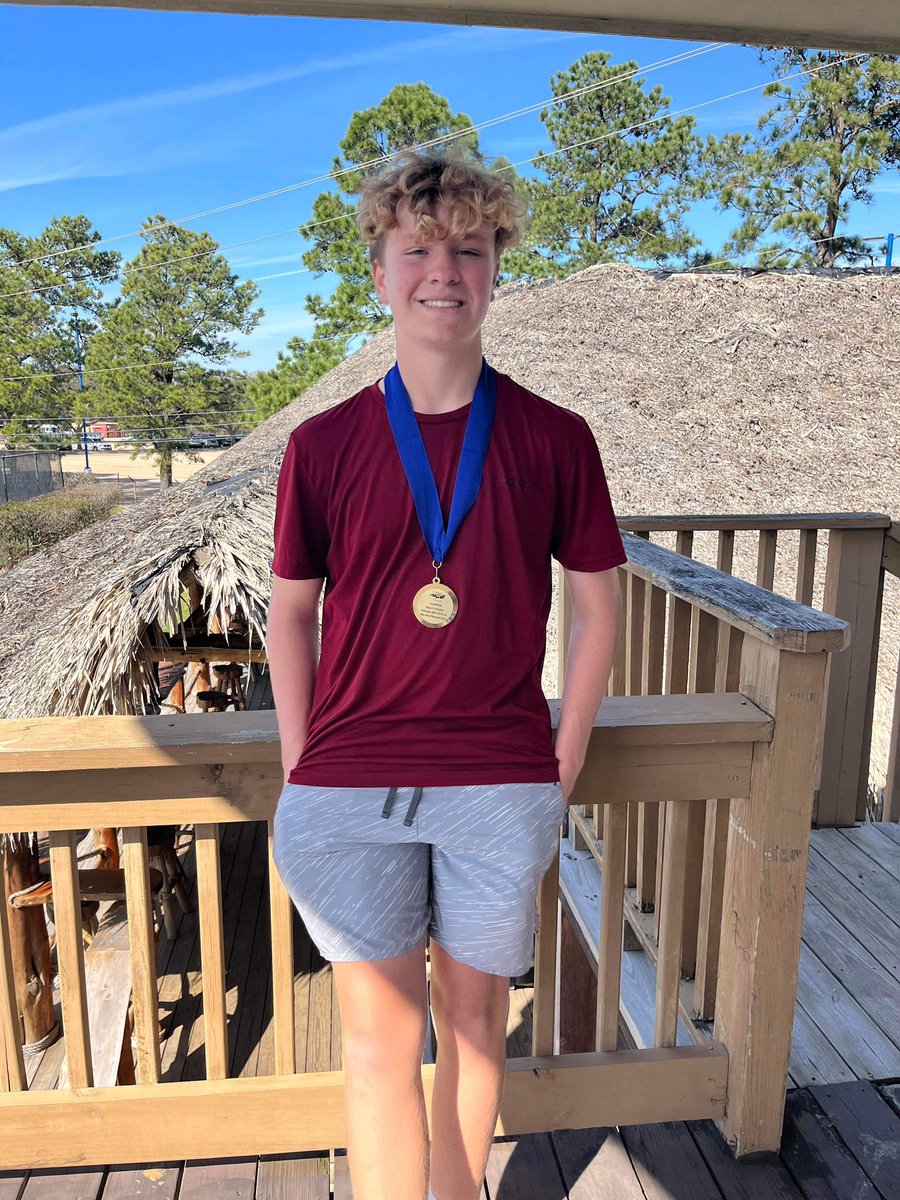 DPISD_Tennis's tweet image. Congratulations to Jake Gabriel!  He won 1st place in Boys 16 and under this weekend at Bay Area Racquet Club. 🦌🎾