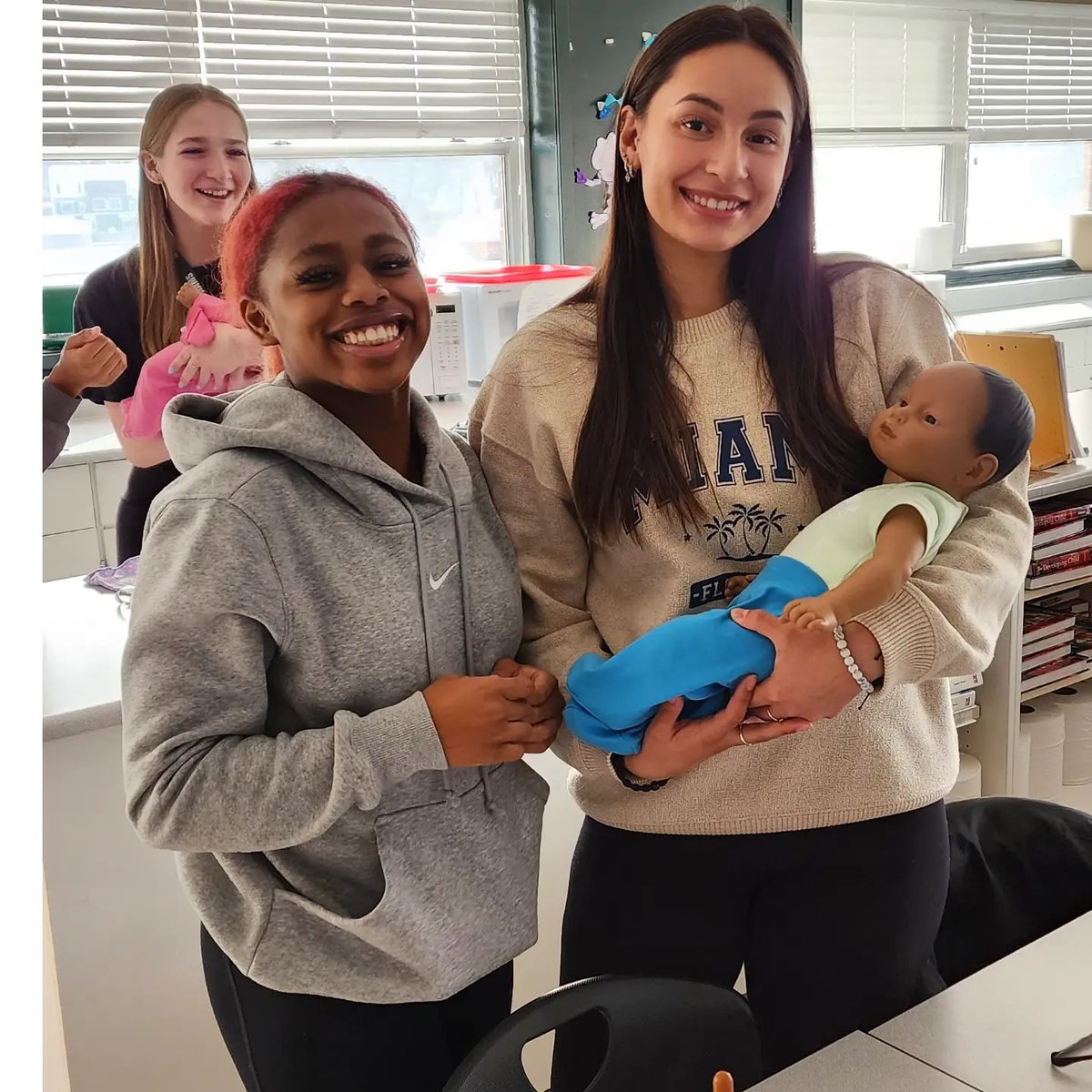 Melissa Priester tweet media