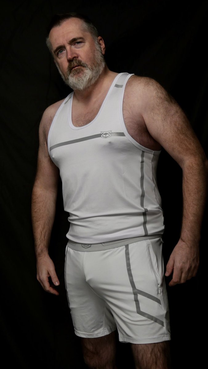 nudelewddude on Twitter: "RT @djdave68: Gym outfit sorted thanks to @nastypig #hairyscruffhomo #