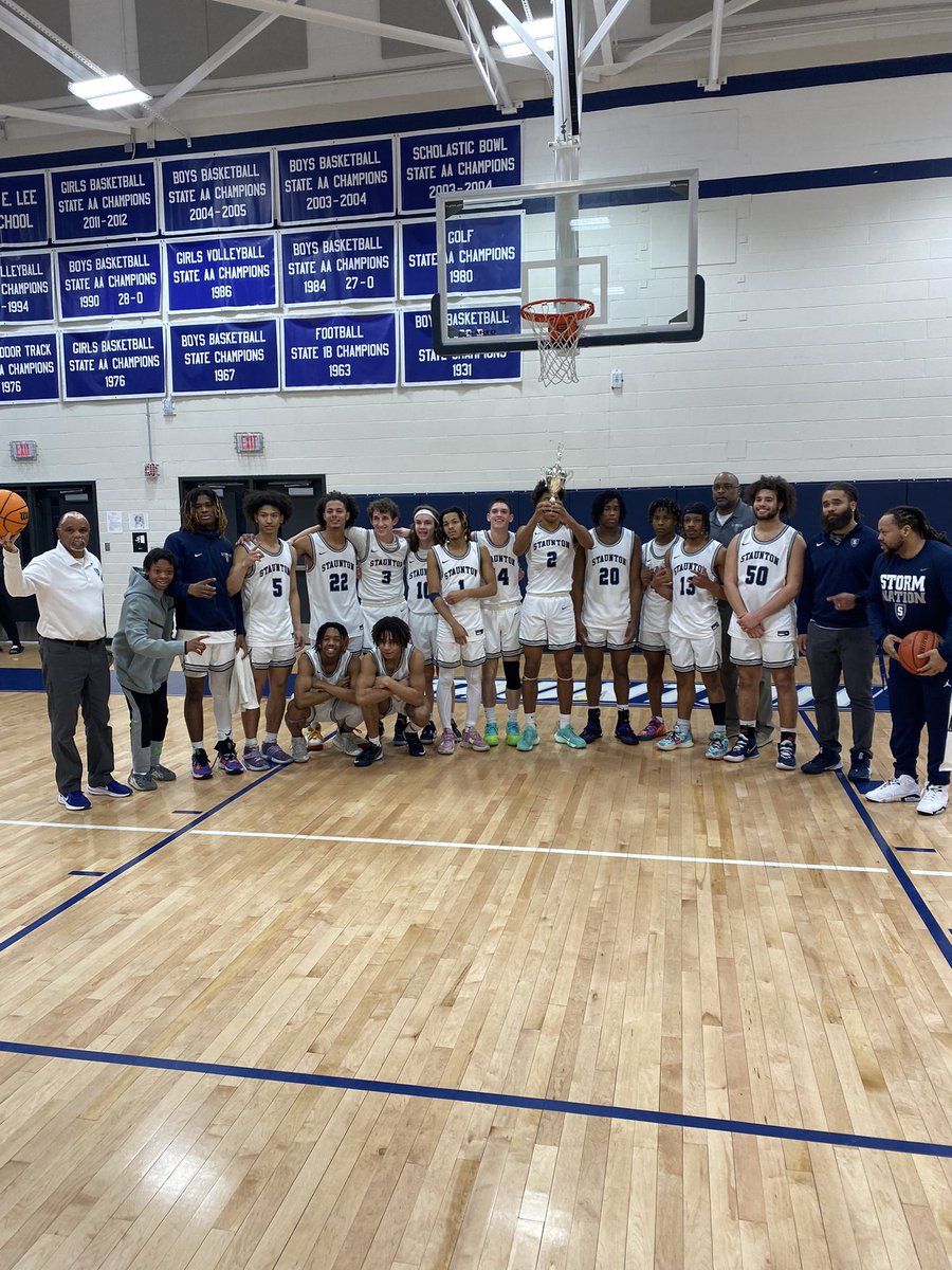 With tonight’s win over Riverheads, the Storm improve to 18-4 and 11-1 in the district, and are your Shenandoah district champs!