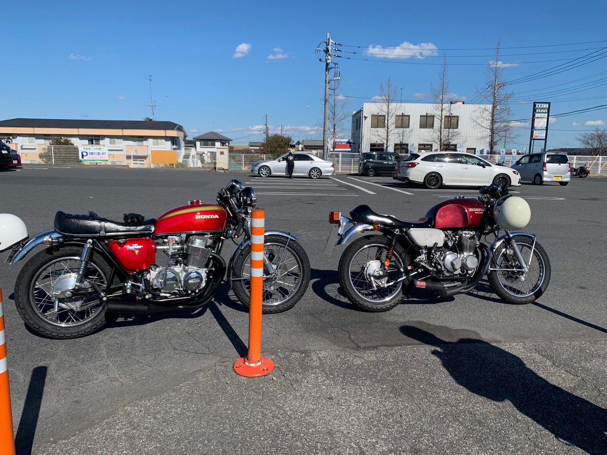 4fourkun's tweet photo. @HondaBike_hmj お世話になっております
赤いバイクです https://t.co/pox9jMRIcG