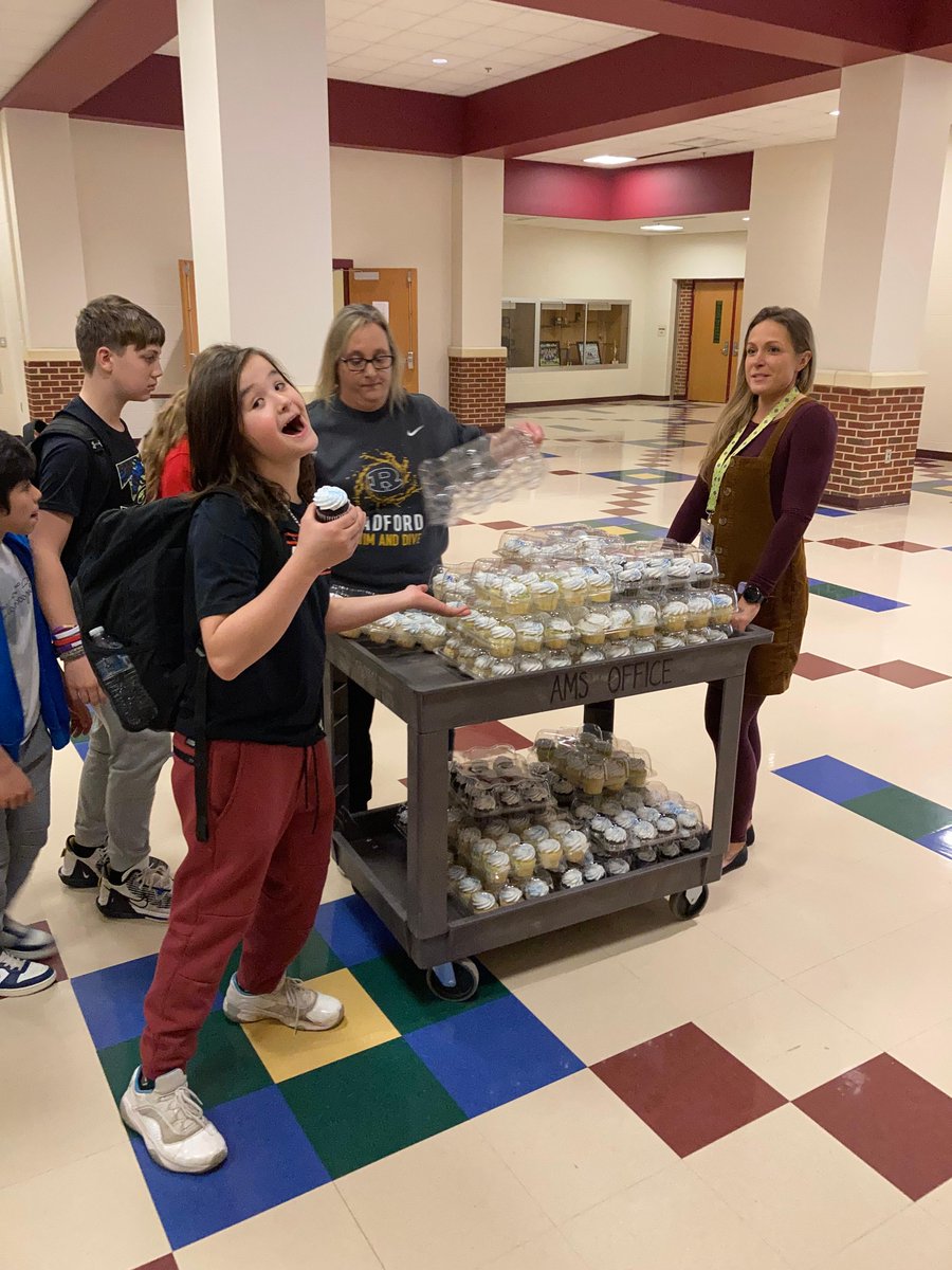 In case you missed it, AMS celebrating National Counselor Week with a hall lined with almost 300 students, staff, 325 cupcakes and a very surprised counselor.  Thank you Ms. Lowry for all that you do to help the students at AMS.  We love you!  #surprisesaresofun