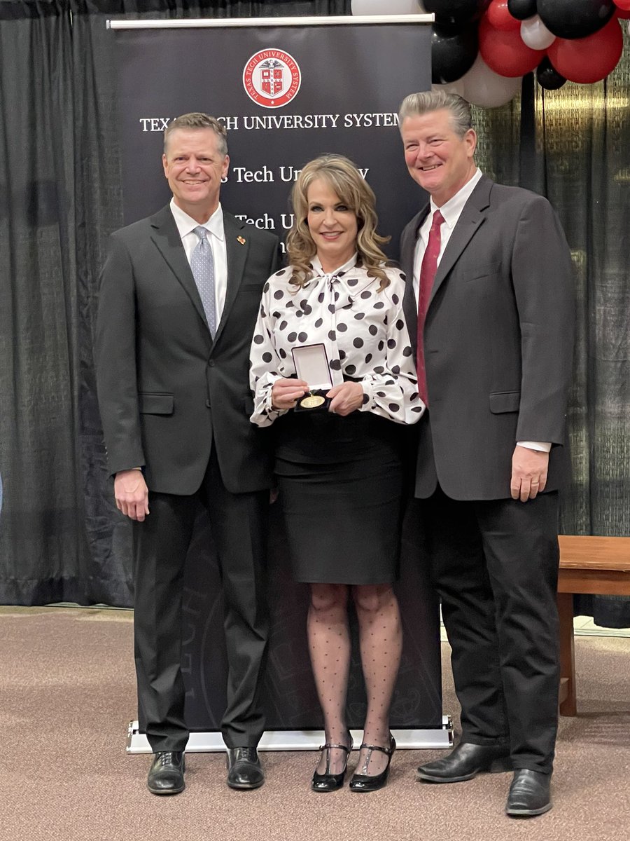 msuwestcollege's tweet image. Congratulations to this year's @TTUSystem Chancellor's Council Distinguished Teaching &amp;amp;
Research Award recipients, Dr. John Martinez &amp;amp; Dr. Janise Wickard. 
#MSUTexas #MidwesternState #WichitaFalls #TTUSystem