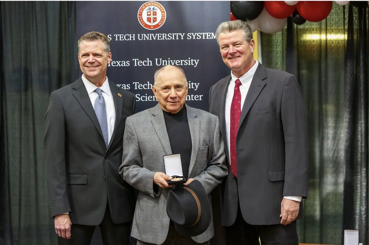 msuwestcollege's tweet image. Congratulations to this year's @TTUSystem Chancellor's Council Distinguished Teaching &amp;amp;
Research Award recipients, Dr. John Martinez &amp;amp; Dr. Janise Wickard. 
#MSUTexas #MidwesternState #WichitaFalls #TTUSystem