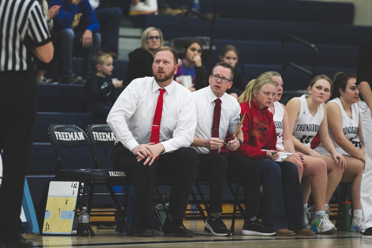 marcus_scheer's tweet photo. A big thank you to the @jccgirlsbb coaching staff. These three have always been great to work with. Glad to have them on our team. 

#GoJCC @regenuchi @CoachDamme @gcollin22 https://t.co/ErgDArjqnq