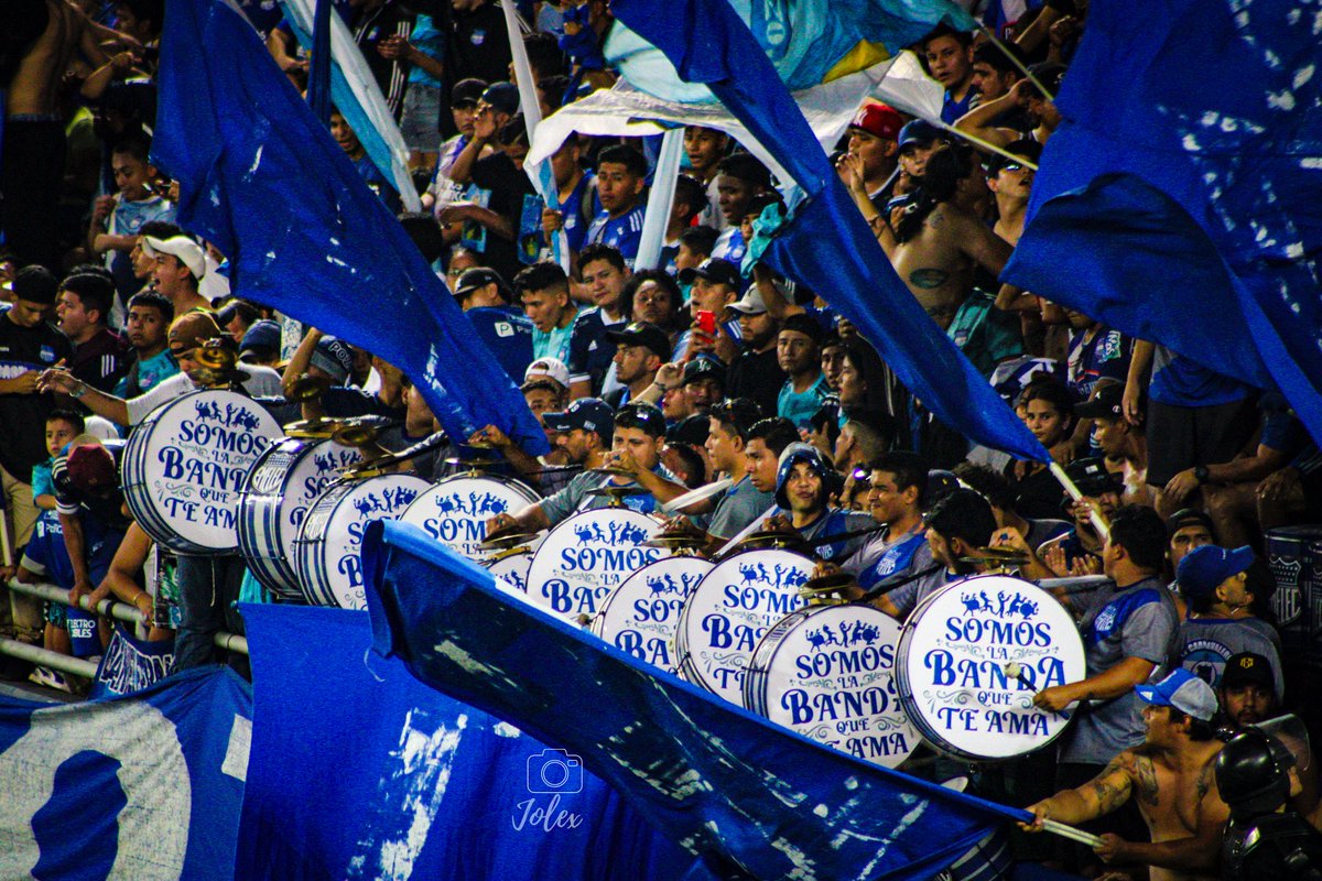 Piscojoselyne's tweet photo. #explosionazul2023 https://t.co/xkN2eriiC4
