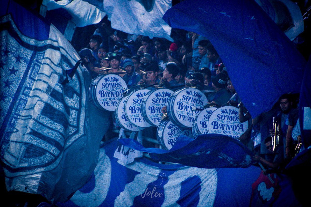 Piscojoselyne's tweet photo. #explosionazul2023 https://t.co/xkN2eriiC4