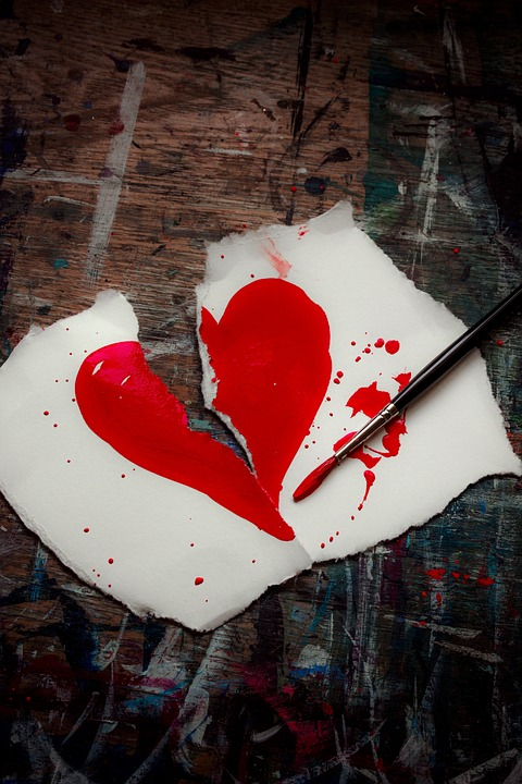 Heart-felt,
Sentimental
Crush the heart,
Immersed in love.

#vssfantasy #vssdaily #vsspoem #bravewrite  #BrknShards #WritingCommunity #poetry #love #heartbreak 💔 #ValentinesDay 

Pic: Pixabay