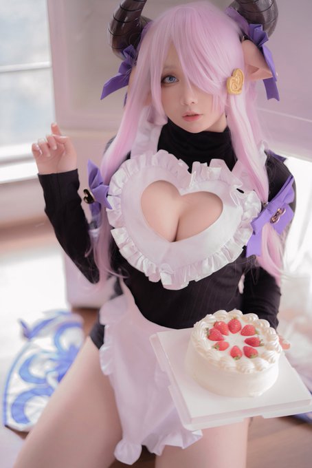 Twitterのコスプレ画像15