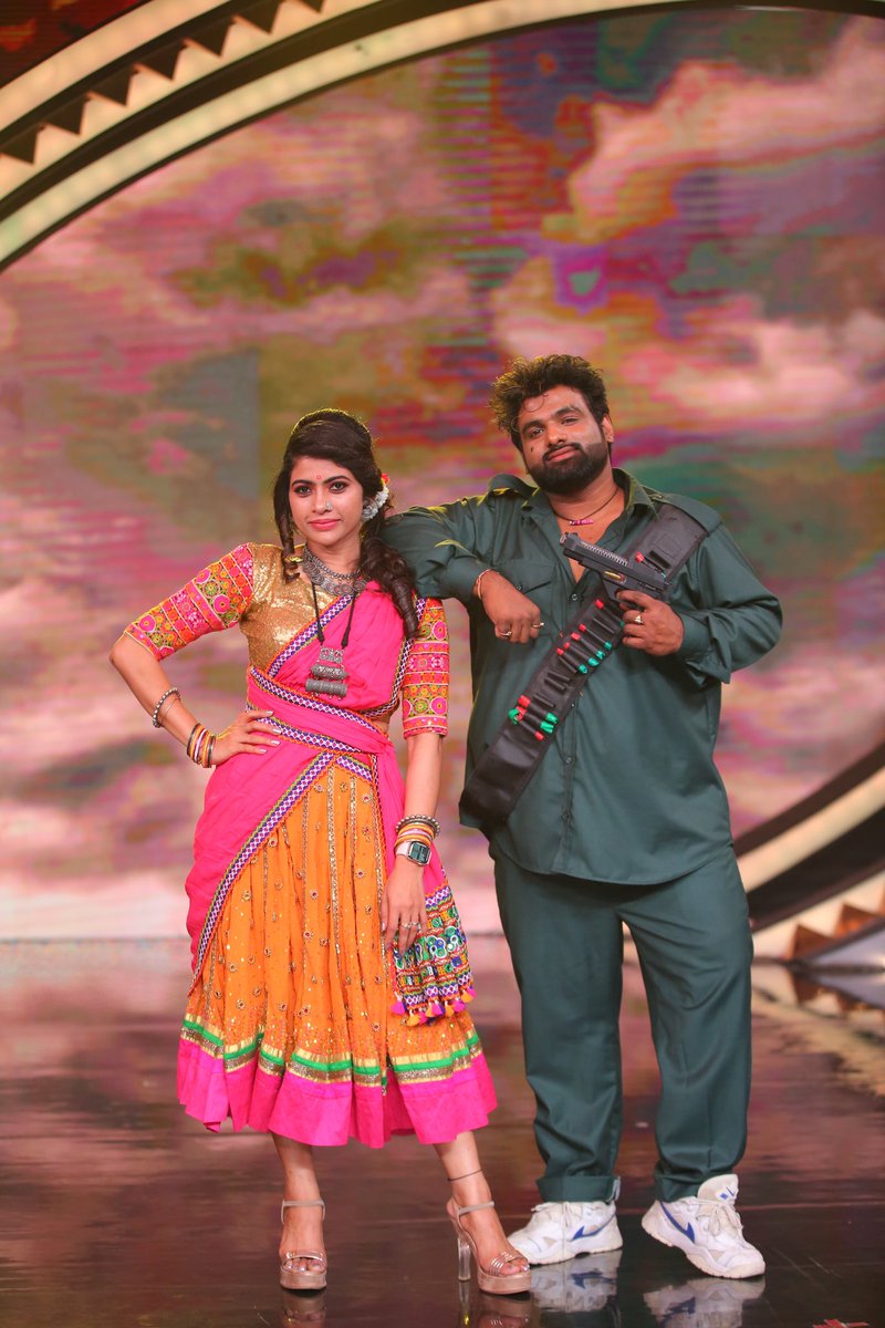 RJKajal's tweet photo. This Saturday on #BBJodi #rjkajal #rjchaitu #biggbosstelugu #basanthi #GabbarSingh @StarMaa #bbjodi https://t.co/KH3zBsG8Zq