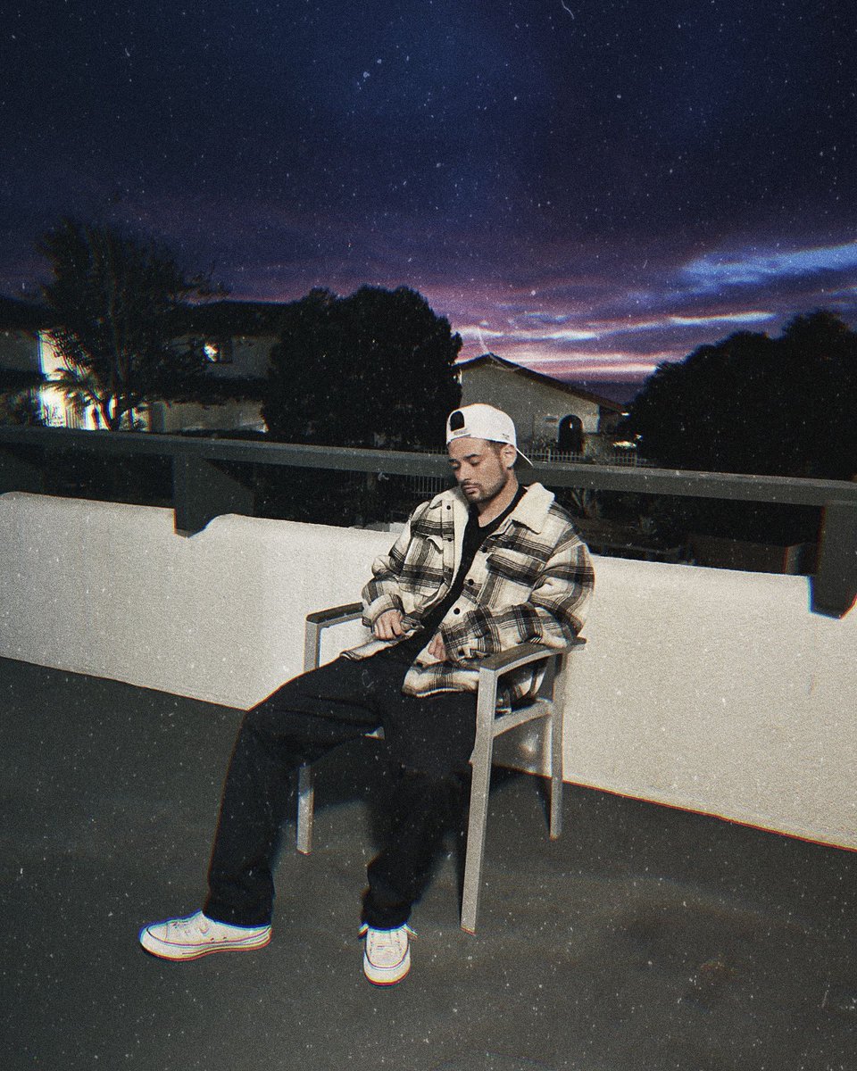 Chrisvee760's tweet photo. 🌴 https://t.co/xEEK09BpUP
