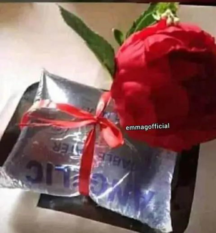 LayefaKeme's tweet photo. This is My Val gift https://t.co/VJRnJKMQkf
