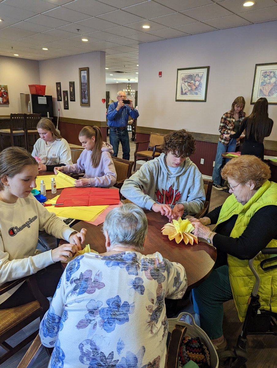GMHSMustangs's tweet photo. Our leadership students went to Cedarwood today to gather friendly advice from Airdrie's seniors. #RVSLearning https://t.co/9QFSXLfkW9