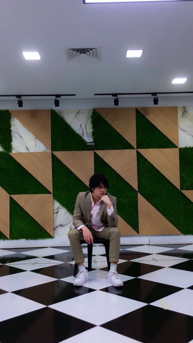 akiragallery's tweet photo. — happy valentine’s day!

[#bgyo #bgyo_akira] https://t.co/gAGyiNE1ht